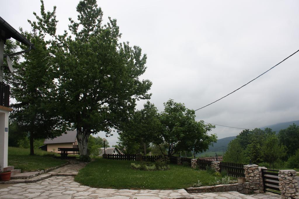 Guest House Tone Poljanak Zewnętrze zdjęcie